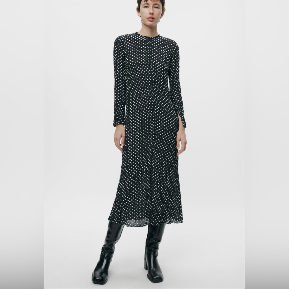 Zara polka dot crinkle maxi dress size medium!